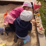 Wieder zu Hause im heimischen Sandkasten, aber immer noch voll aktiv