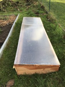 Frühbeet mit Plexiglas Abdeckunga