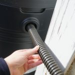 Verbindungsschlauch waagerecht installieren