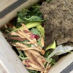 Gemüsereste aus der Kücher für die Würmer.