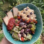 Rächertofu mit Gemüse und Zuckermais.