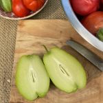 Innenansicht einer Chayote.