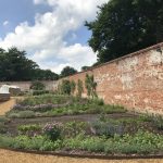 Die Garten Mauer von Blickling Hall.